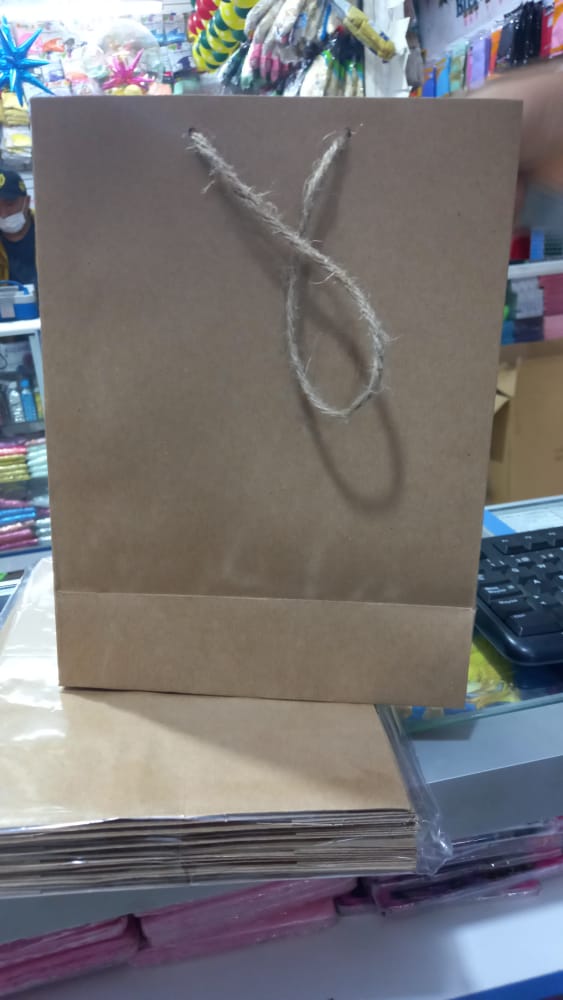 Bolsa Craft Con Asa De Soga X 1 Und 19.50Cm x 27Cm x 10Cm
